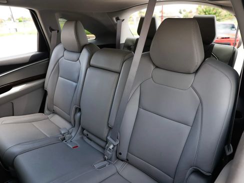Used 2018 Acura MDX SH-AWD image 22