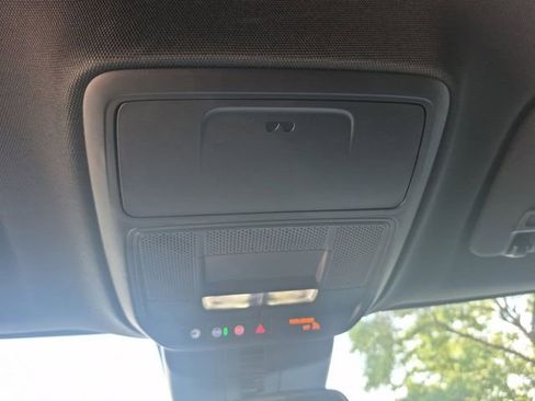 Certified 2026 Chevrolet Traverse LT AWD/4WD image 26