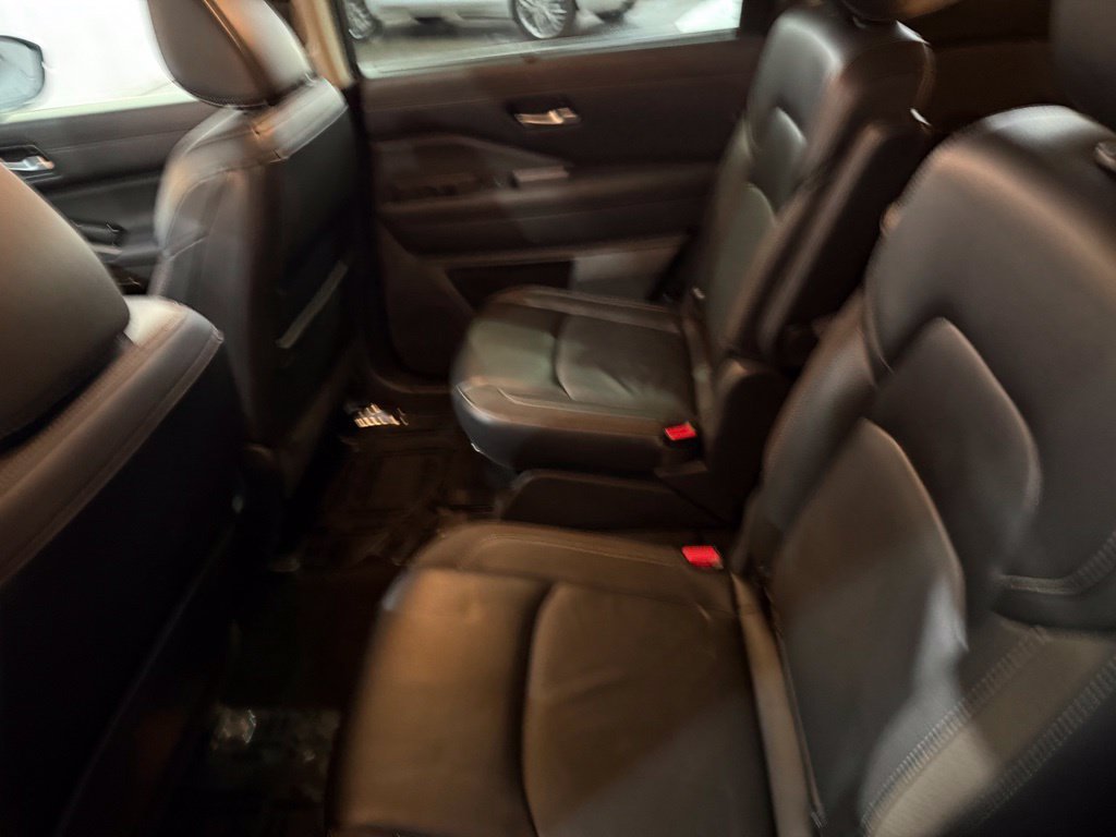 Certified 2024 Nissan Pathfinder SL w/ SL Premium Package AWD/4WD image 29