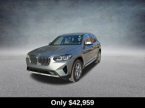 Used 2024 BMW X3 xDrive30i w/ Premium Package w/ZPA image 4
