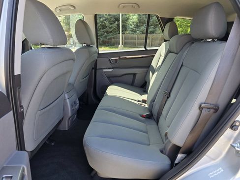 Used 2010 Hyundai Santa Fe GLS AWD/4WD image 17