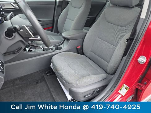 Used 2022 Hyundai Ioniq SE image 24