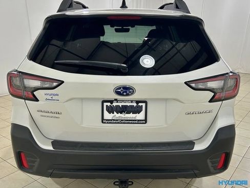 Used 2020 Subaru Outback Premium w/ Popular Package #1 AWD/4WD image 4