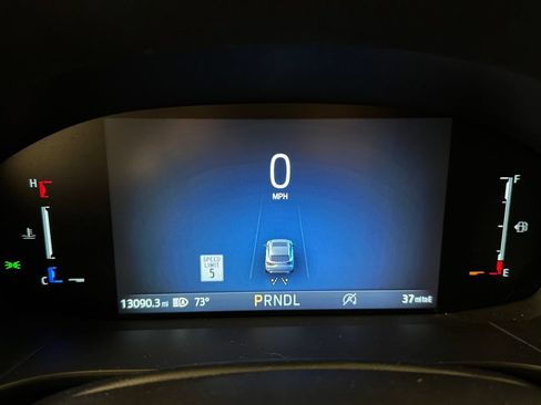 Used 2024 Ford Escape ST-Line w/ Tech Pack #1 AWD/4WD image 10