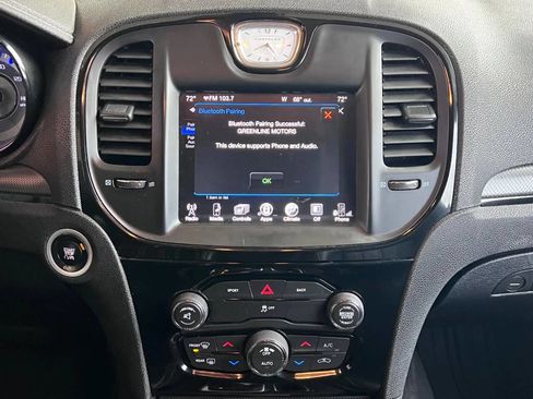 Used 2016 Chrysler 300 S image 22