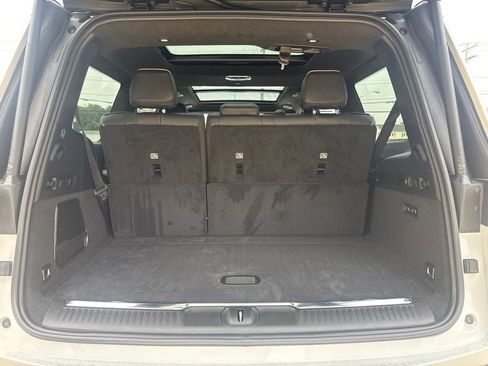 New 2026 Jeep Grand Wagoneer Summit AWD/4WD image 27