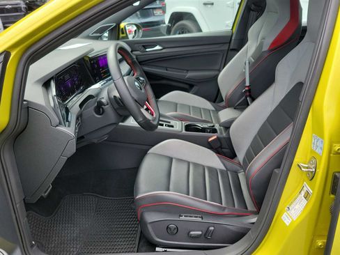Used 2022 Volkswagen GTI Autobahn FWD image 2