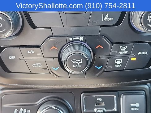 Used 2021 Jeep Renegade Sport AWD/4WD image 8