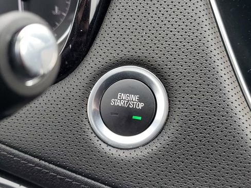 Certified 2023 Cadillac XT5 Premium Luxury w/ LPO, Floor Liner Package AWD/4WD image 21