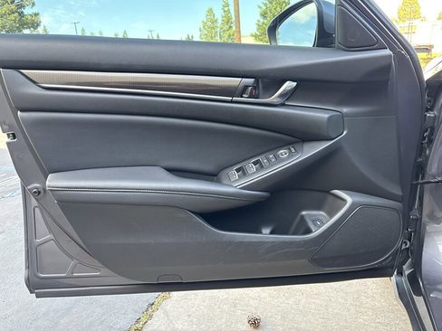 Used 2020 Honda Accord Sport image 27