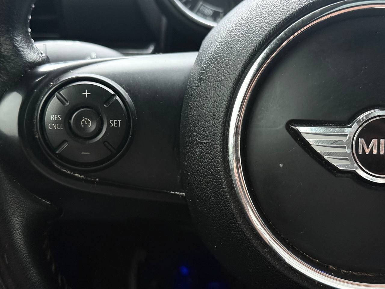 Used 2017 MINI Cooper Clubman ALL4 AWD/4WD image 30
