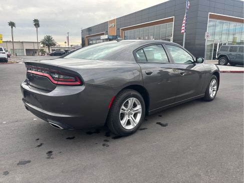 Used 2023 Dodge Charger SXT image 5