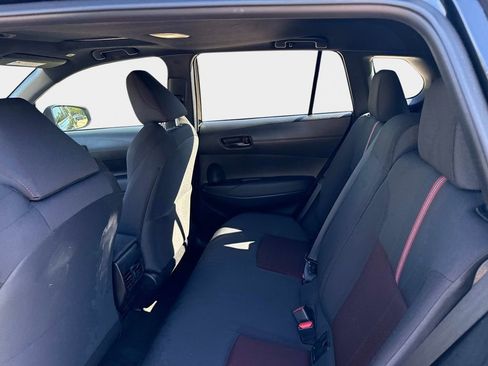 Used 2024 Toyota Corolla Cross AWD Hybrid w/ Moonroof Package image 12