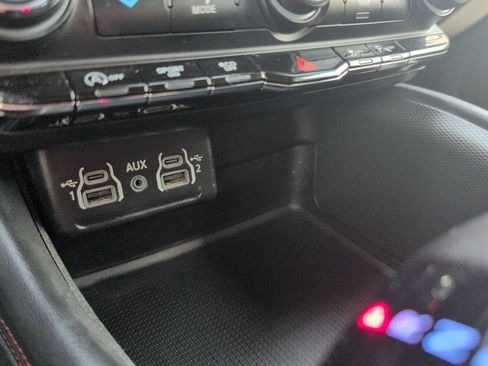 Used 2025 Dodge Durango GT RWD image 21