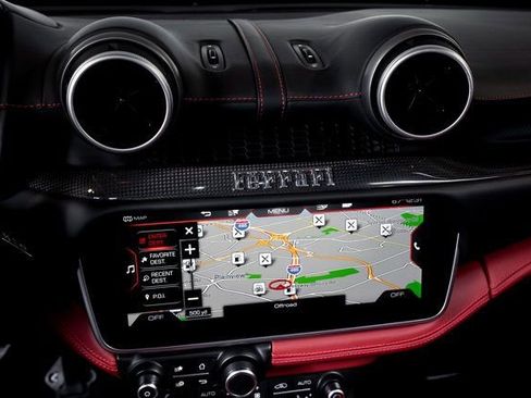 Certified 2020 Ferrari Portofino image 45