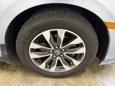 Used 2021 Honda Odyssey EX-L image 17