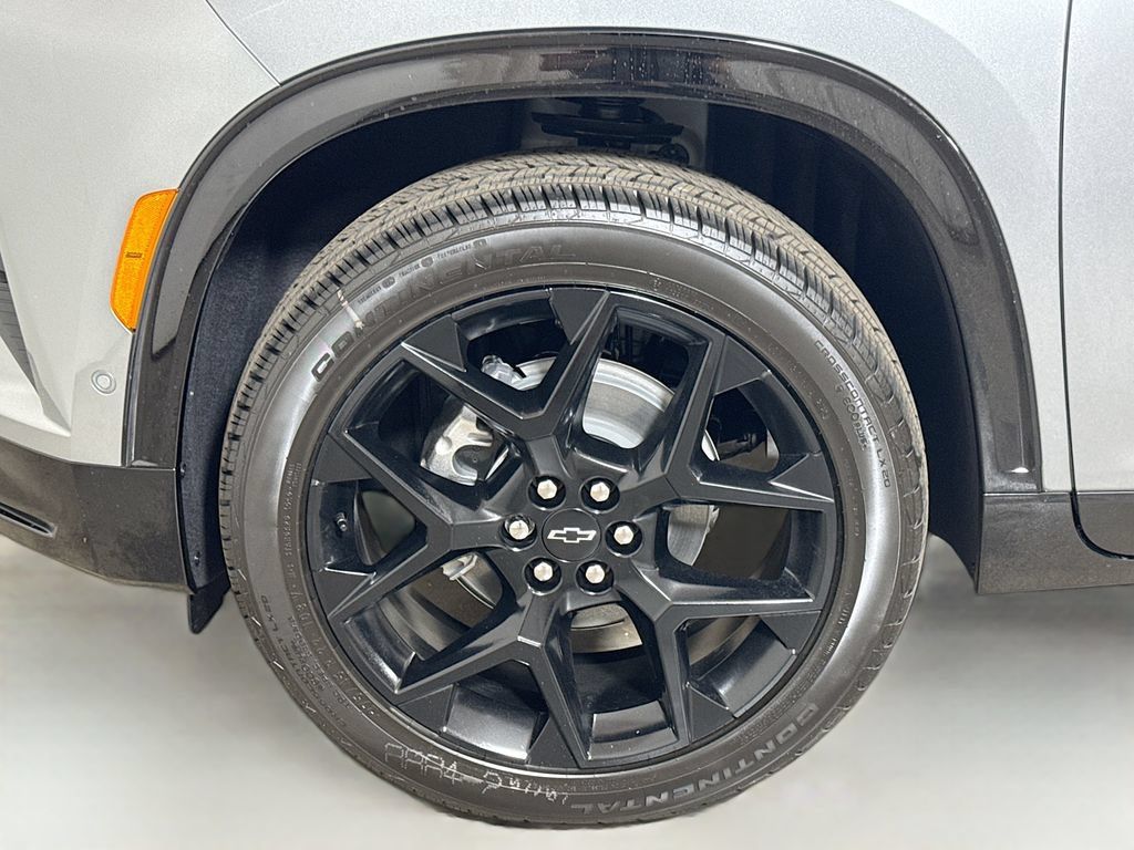 New 2026 Chevrolet Traverse RS FWD image 19