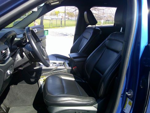 Used 2020 Ford Explorer XLT w/ Equipment Group 202A image 74