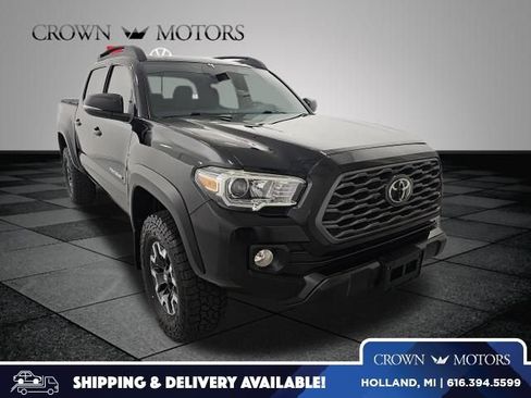 Used 2020 Toyota Tacoma TRD Off-Road w/ Technology Package AWD/4WD image 1