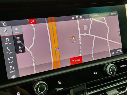 Certified 2023 Porsche Macan S AWD/4WD image 16