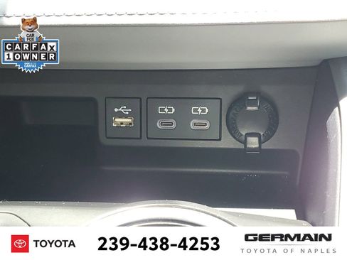 Used 2023 Toyota Highlander LE FWD image 33