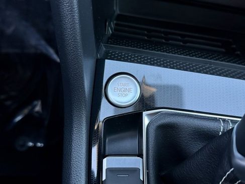 New 2026 Volkswagen Taos SEL image 28
