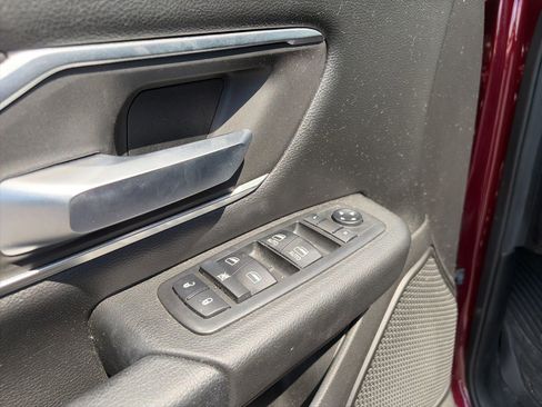 Used 2019 RAM 1500 Big Horn AWD/4WD image 14
