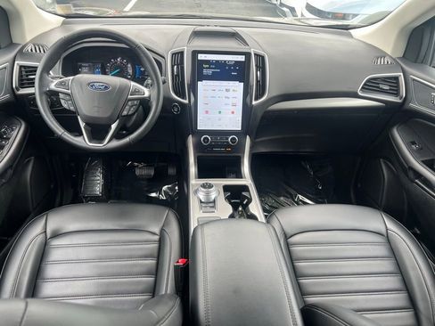 Certified 2024 Ford Edge SEL w/ Convenience Package AWD/4WD image 18