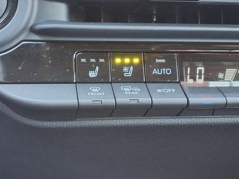 Certified 2024 Toyota Crown Platinum AWD/4WD image 13