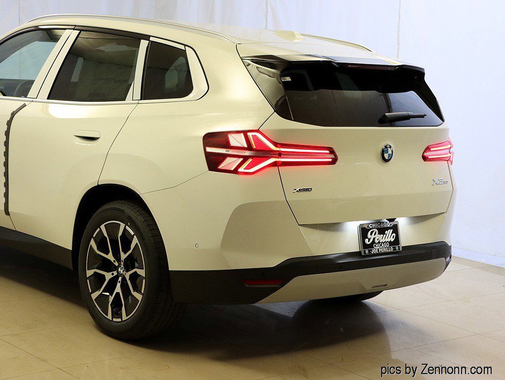 Used 2026 BMW X3 xDrive30i w/ Premium Package AWD/4WD image 9