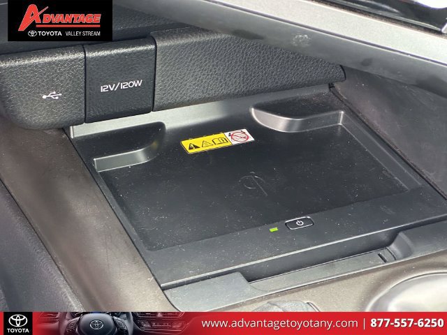 Used 2024 Toyota Camry XSE FWD image 32