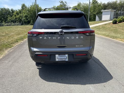 Certified 2022 Nissan Pathfinder SV AWD/4WD image 4