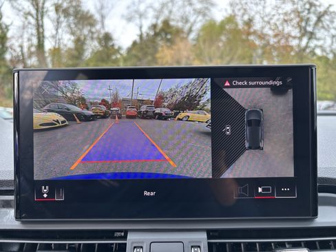 Used 2025 Audi SQ5 Premium Plus image 34