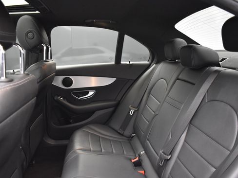 Used 2019 Mercedes-Benz C 300 4MATIC Sedan w/ Premium Package image 8