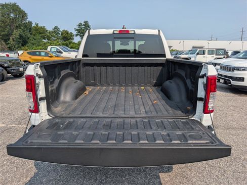 Used 2019 RAM 1500 Big Horn AWD/4WD image 12