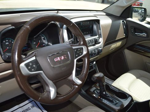Used 2018 GMC Canyon SLE RWD image 17