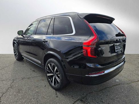 New 2026 Volvo XC90 B5 Core AWD/4WD image 5