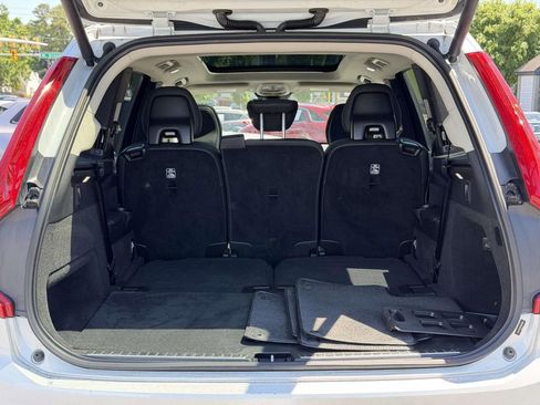 Used 2023 Volvo XC90 B5 Plus AWD/4WD image 14
