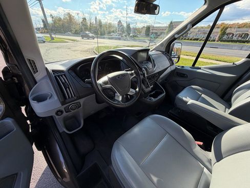 Used 2017 Ford Transit 350 XL RWD image 15