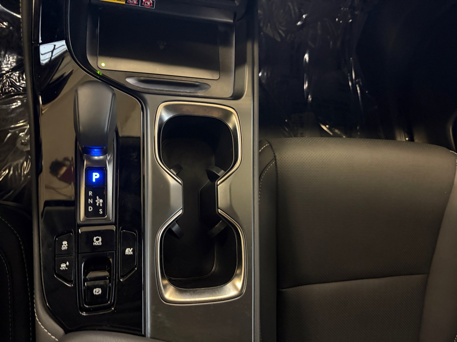 Used 2026 Lexus NX 350h AWD w/ Accessory Package (2T) image 15