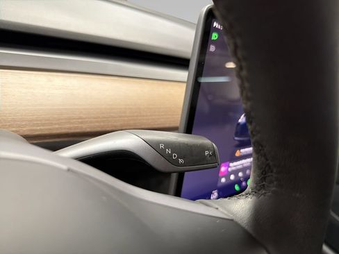 Used 2023 Tesla Model 3 Standard Range RWD image 15