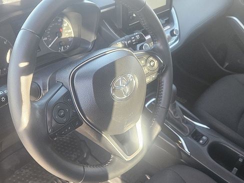 Used 2024 Toyota Corolla Cross LE AWD/4WD image 18
