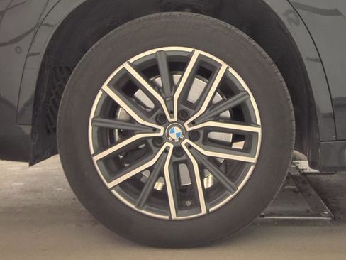 Used 2025 BMW X1 xDrive28i image 9