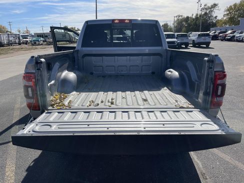 Used 2024 RAM 2500 Laramie image 9