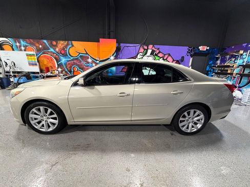 Used 2013 Chevrolet Malibu LT image 3