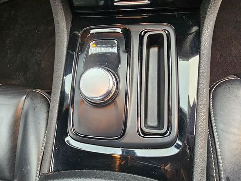 Used 2023 Chrysler 300 S image 13