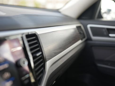 Certified 2022 Volkswagen Atlas SE image 27