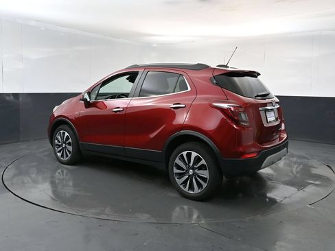 Used 2021 Buick Encore Preferred AWD/4WD image 3