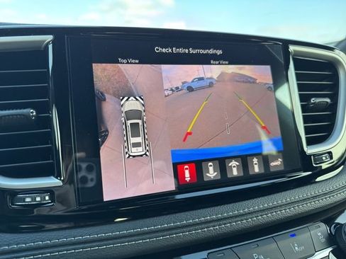 New 2026 Chrysler Pacifica Select w/ S Appearance Package FWD image 18