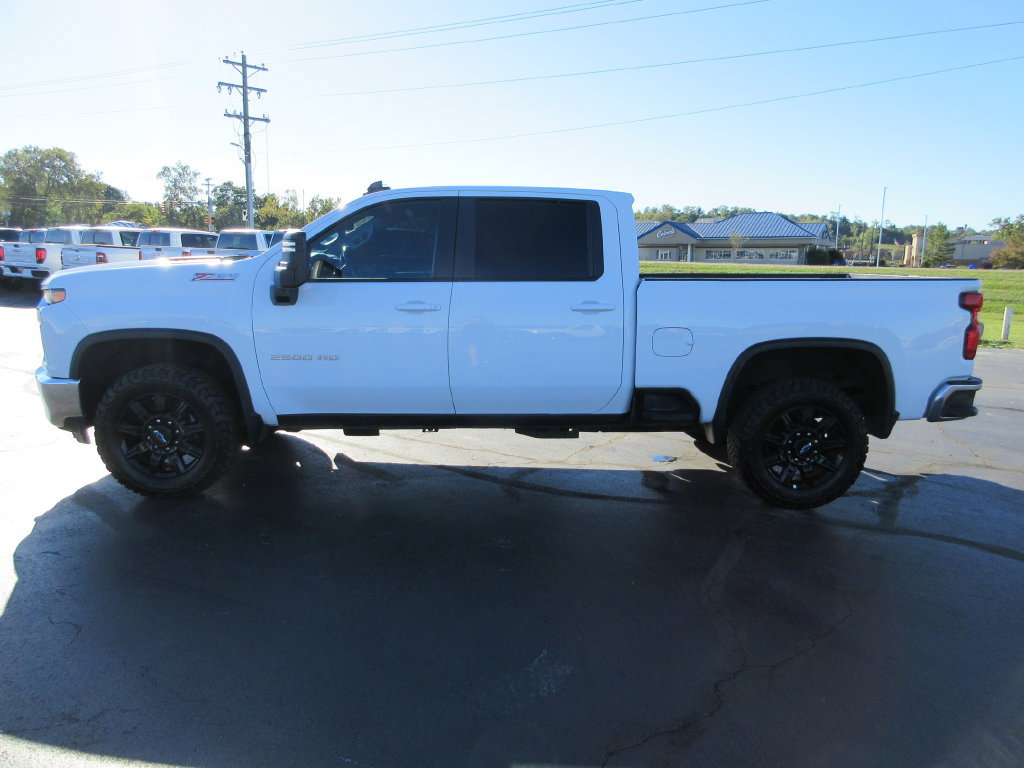 Certified 2023 Chevrolet Silverado 2500 LT w/ Convenience Package AWD/4WD image 11